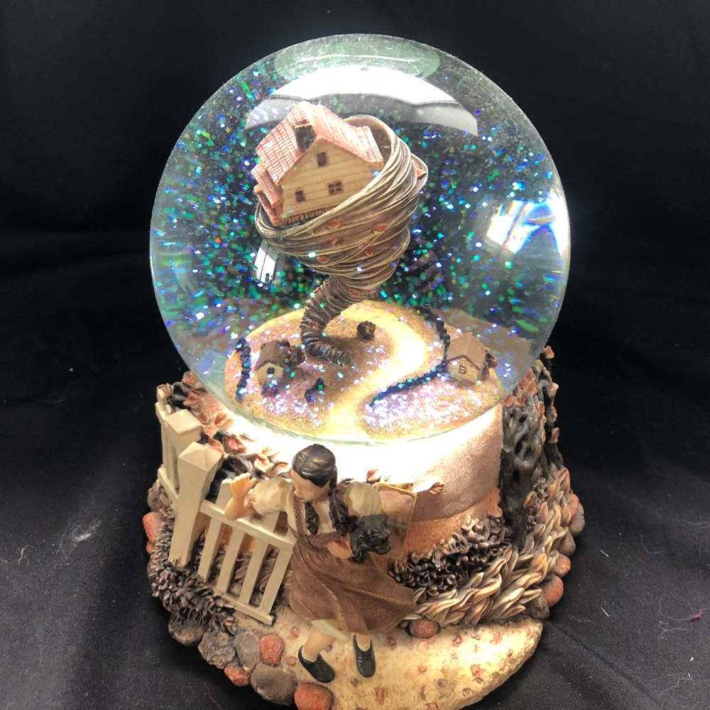 Rare WIZARD OF OZ TORNADO WATERGLOBE SAN FRANCISCO MUSIC BOX COMPANY Open Box